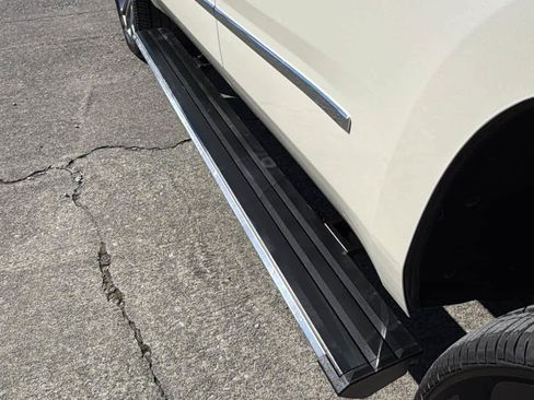 Used 2015 GMC Yukon Denali w/ Premium Package image 14