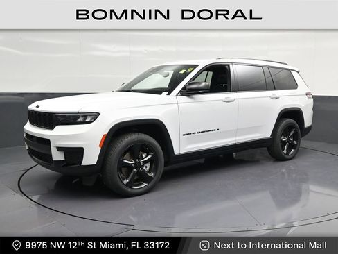 Used 2023 Jeep Grand Cherokee L Laredo AWD/4WD image 1