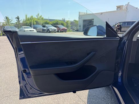 Used 2025 Tesla Model 3 Long Range AWD/4WD image 10