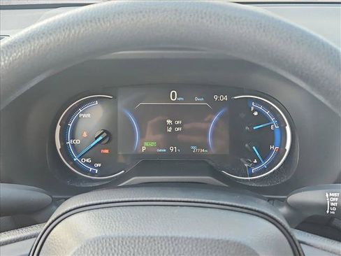Used 2025 Toyota RAV4 LE AWD/4WD image 11