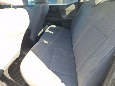 Used 2022 Toyota Tacoma SR image 28
