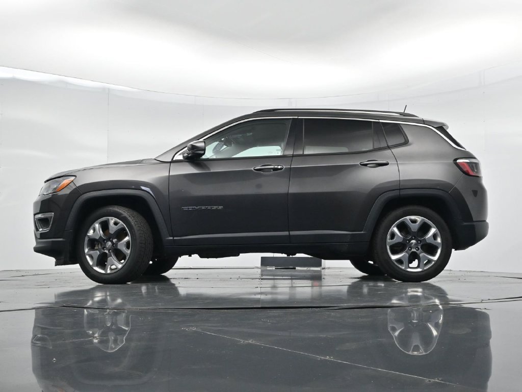 Used 2021 Jeep Compass Limited FWD image 29