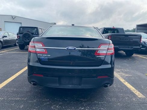 Used 2014 Ford Taurus SE FWD image 9
