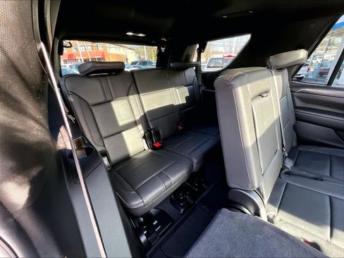 Certified 2024 Chevrolet Tahoe RST image 17