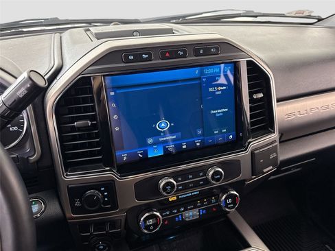 Used 2022 Ford F350 Platinum w/ FX4 Off-Road Package AWD/4WD image 18