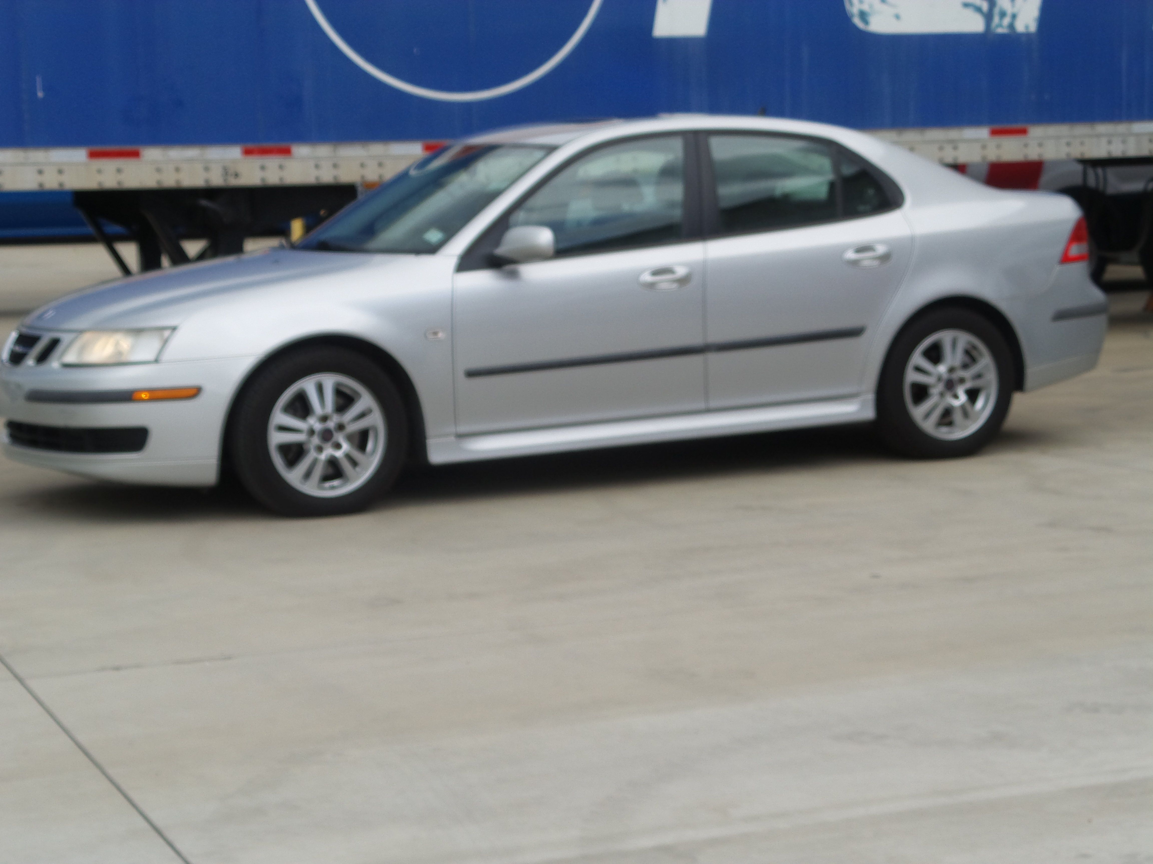 Used 2007 Saab 9-3 2.0T FWD image 2