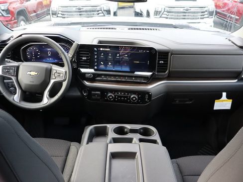 New 2026 Chevrolet Silverado 2500 LT w/ All Star Edition AWD/4WD image 17