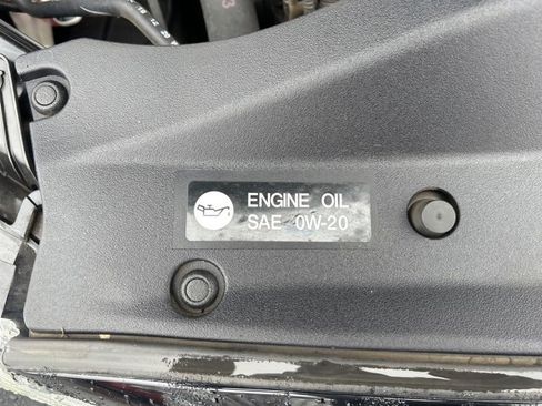 Used 2021 Toyota Camry XSE image 11