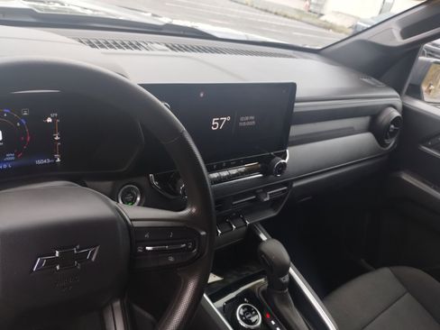 Used 2023 Chevrolet Colorado Trail Boss image 12