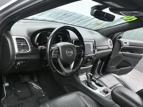 Used 2020 Jeep Grand Cherokee Limited AWD/4WD image 26