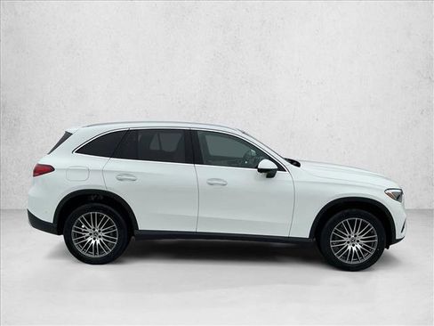Certified 2026 Mercedes-Benz GLC 300 4MATIC image 4