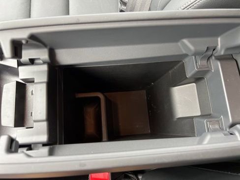 Used 2024 Nissan Rogue SL image 21