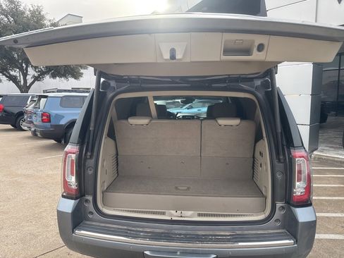 Used 2018 GMC Yukon Denali image 25