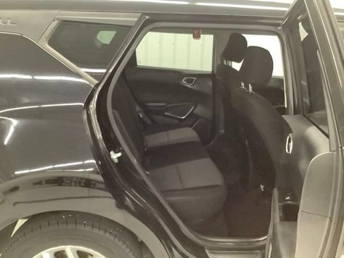 Used 2020 Kia Soul S FWD image 9