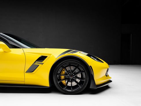 Used 2017 Chevrolet Corvette Grand Sport image 39