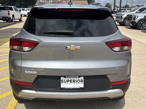 Used 2024 Chevrolet TrailBlazer LT FWD image 4