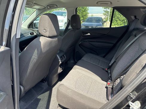 Used 2024 Chevrolet Equinox LT w/ LPO, Floor Liner Package FWD image 9