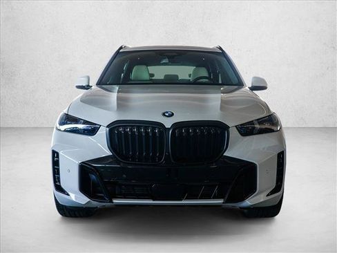 New 2026 BMW X5 xDrive40i image 2