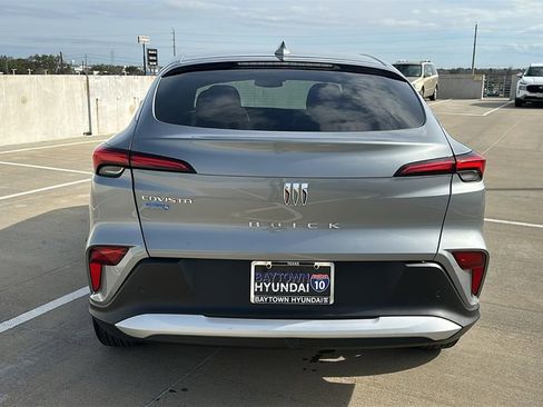 Used 2025 Buick Envista Preferred image 11