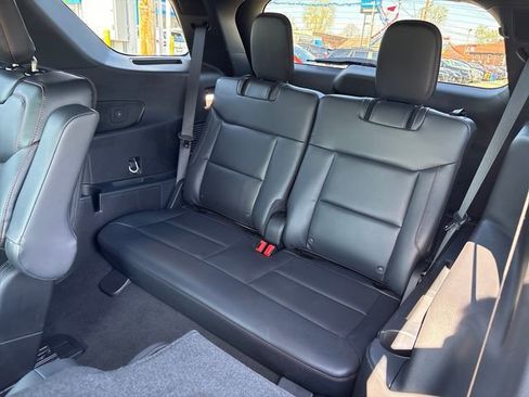 Used 2026 Ford Explorer ST-Line w/ ST-Line Street Pack AWD/4WD image 26