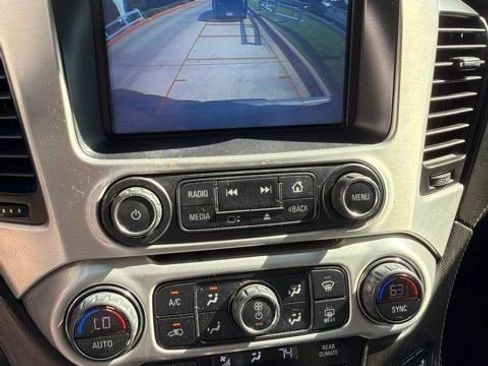 Used 2019 GMC Yukon SLT RWD image 7