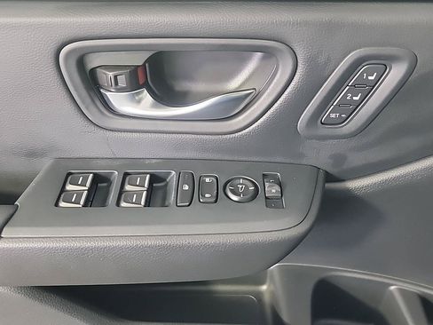 Certified 2025 Honda Pilot EX-L image 27