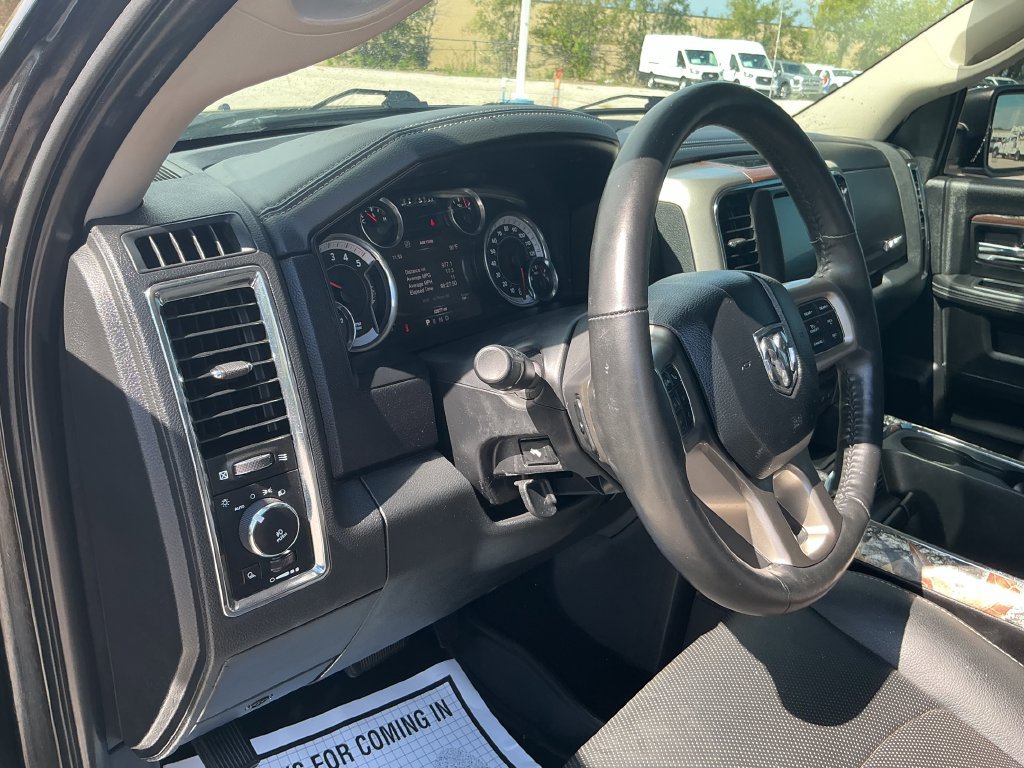 Used 2016 RAM 1500 Laramie AWD/4WD image 17