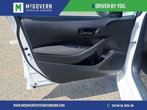 Used 2023 Toyota Corolla LE FWD image 13