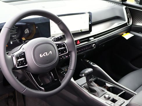 Used 2025 Kia Sorento S w/ Panoramic Sunroof Package image 26