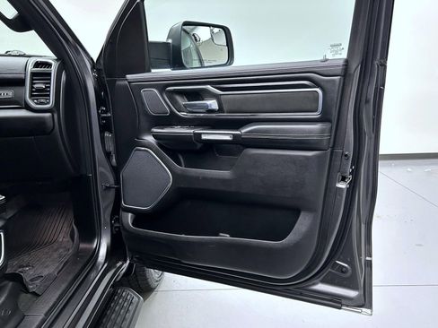 Used 2023 RAM 1500 Laramie AWD/4WD image 16