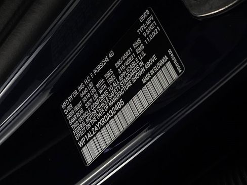 Used 2024 Porsche Cayenne S image 43