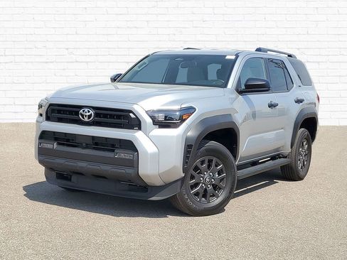 Used 2025 Toyota 4Runner SR5 AWD/4WD image 1