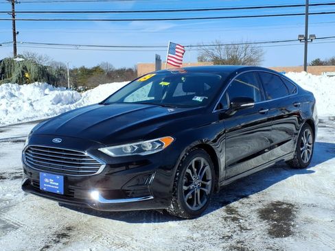 Certified 2019 Ford Fusion SEL image 3