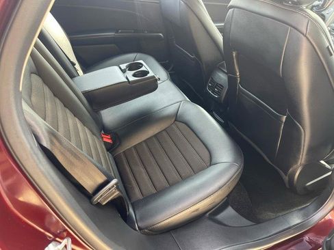 Used 2017 Ford Fusion SE w/ Equipment Group 201A image 36