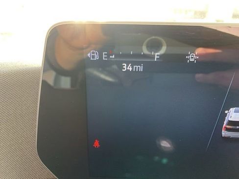 New 2025 Ford Expedition Active image 14