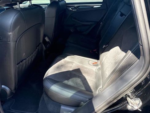 Used 2015 Porsche Macan S image 7