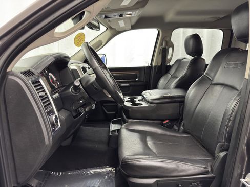 Used 2018 RAM 1500 Laramie w/ Convenience Group image 18