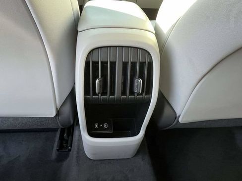 Used 2025 Hyundai Kona SEL AWD/4WD image 8