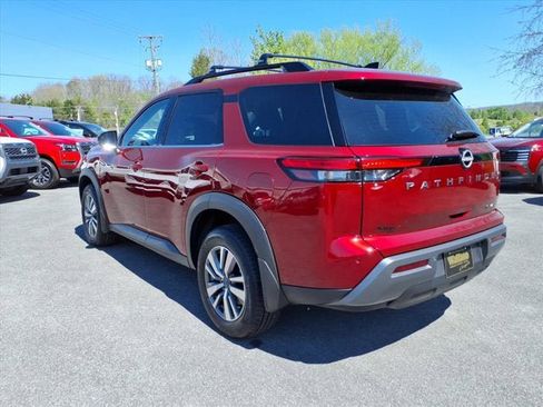 New 2026 Nissan Pathfinder SL w/ Cargo Package AWD/4WD image 3