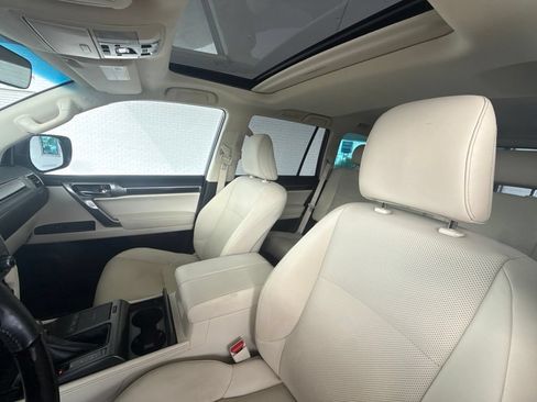 Used 2023 Lexus GX 460 Premium w/ Premium Package AWD/4WD image 26
