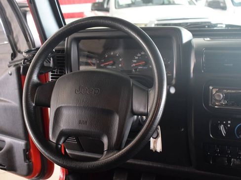 Used 2004 Jeep Wrangler SE AWD/4WD image 30