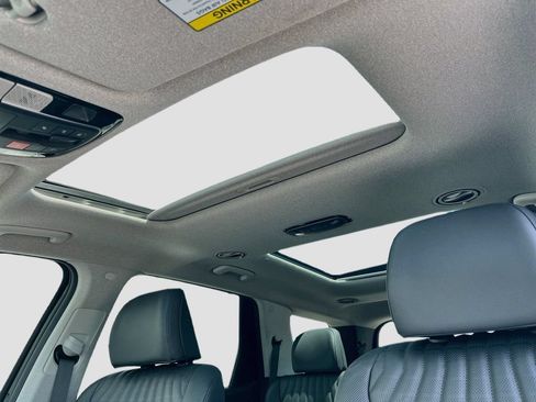 Used 2025 Hyundai Palisade Limited FWD image 29