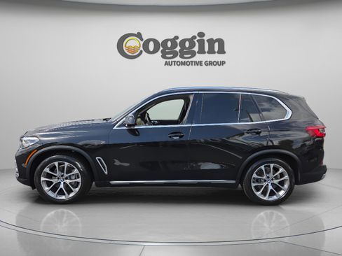 Used 2019 BMW X5 xDrive40i w/ Premium Package 2 image 2