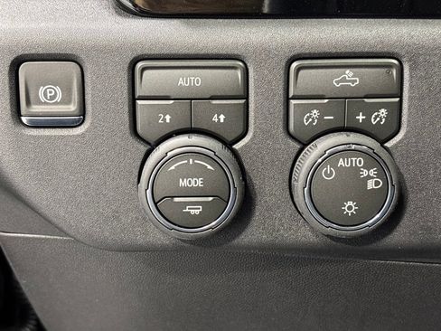 New 2026 Chevrolet Silverado 1500 LT AWD/4WD image 29
