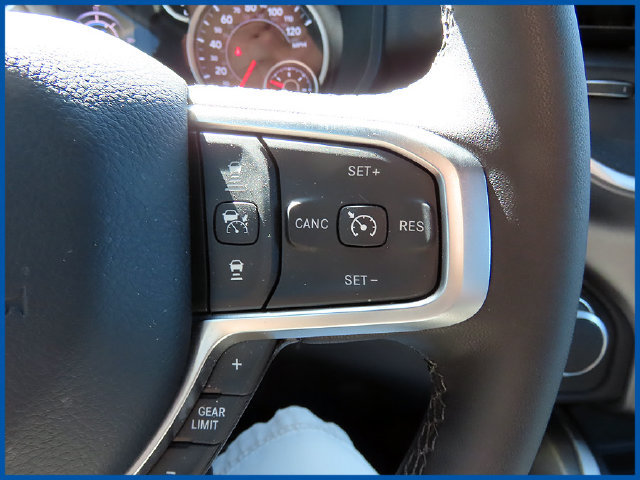 Used 2025 RAM 1500 Big Horn AWD/4WD image 16