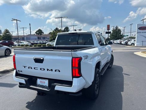 New 2025 Toyota Tacoma TRD Sport image 5