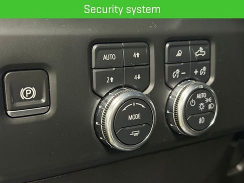 Certified 2025 GMC Sierra 2500 AT4 w/ AT4 Premium Plus Package AWD/4WD image 37