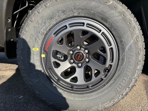 New 2026 Nissan Frontier PRO-4X w/ Tow Package image 7