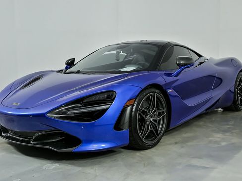 Used 2019 McLaren 720S Performance RWD image 6