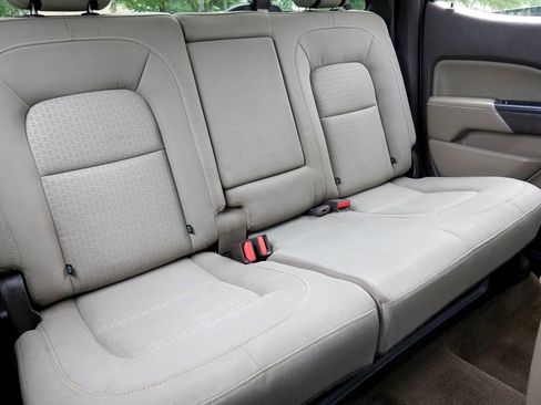 Used 2017 GMC Canyon SLE w/ SLE Convenience Package image 11